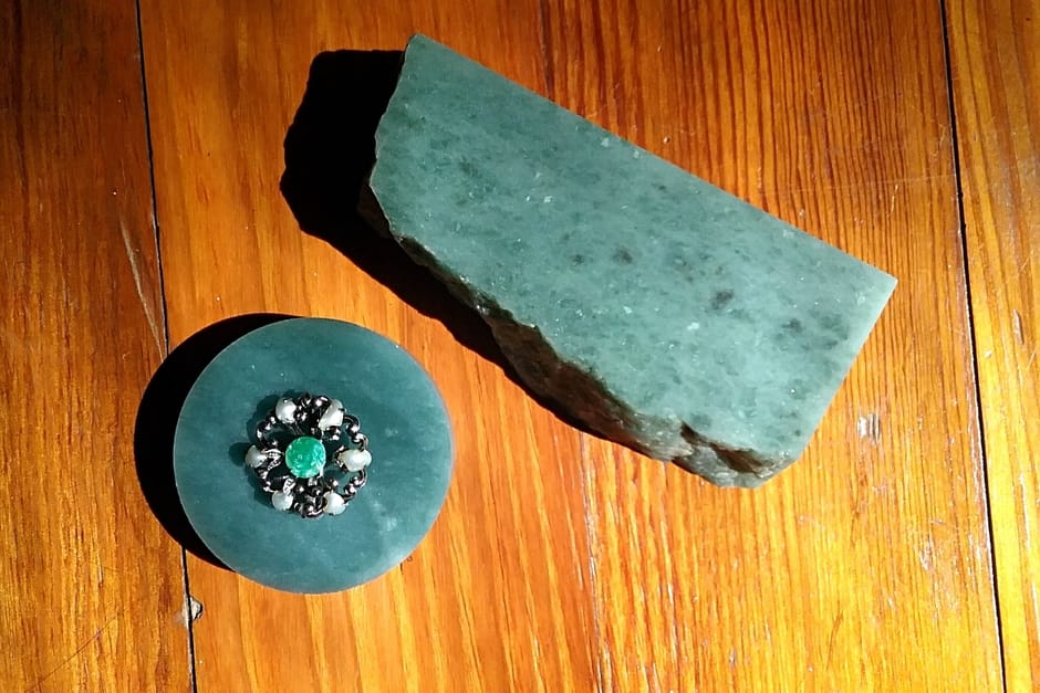 A Jadeite Nephrite Jade Investor s Buying Guide Antique Sage