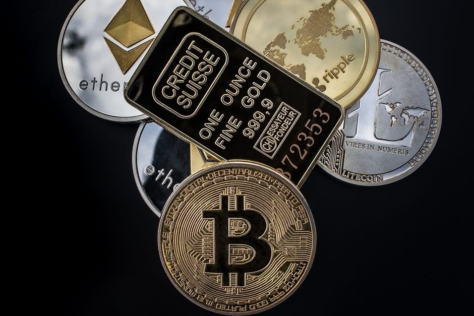 Gold Versus Bitcoin as a Store of Energy