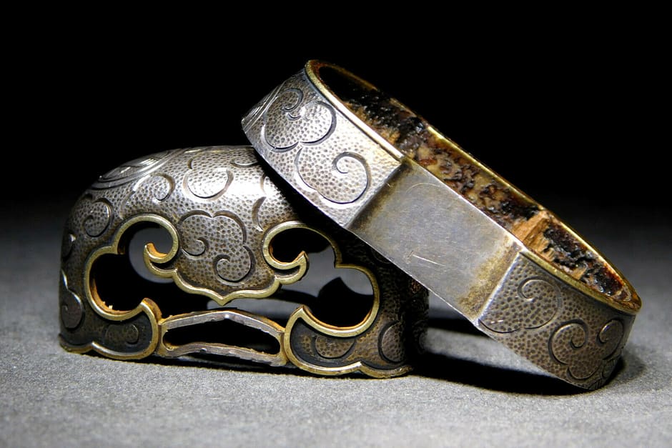 Silver Fuchi & Kashira Set from the Bakumatsu Era