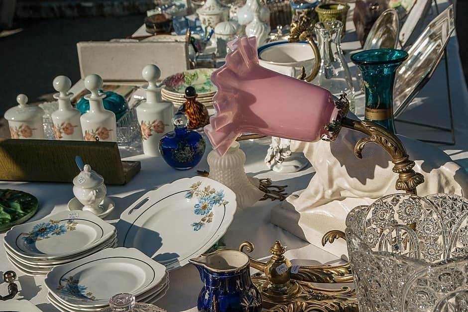 Are Antiques Dead to Millennials?